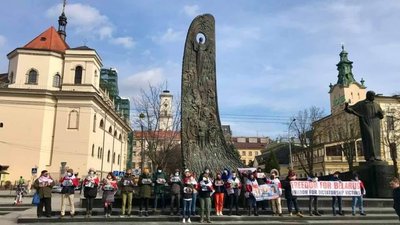 У центрі Львова білоруси вийшли на протест (ВІДЕО)