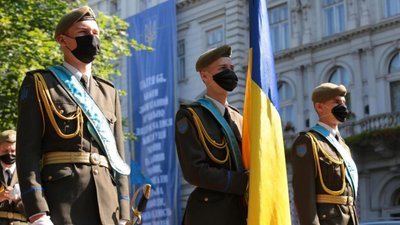 Львів відзначає 25-ту річницю Конституції України (ВІДЕО)