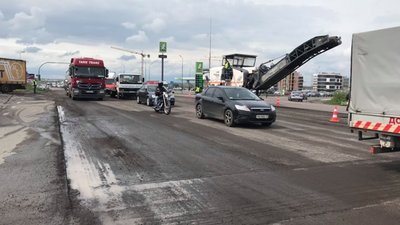 До уваги водіїв: біля Львова змінюють схему організації дорожнього руху (ФОТО)
