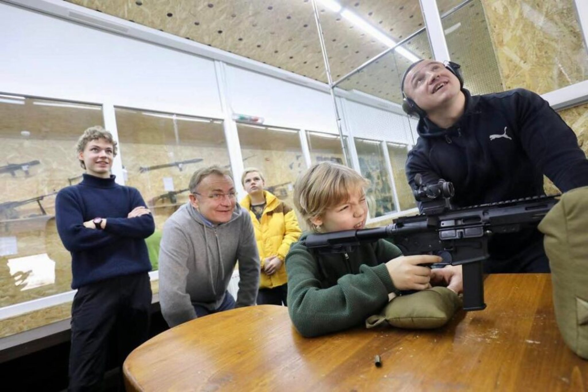 Садовий забив на Львів і катається Західною України, фото із сторінки Садового