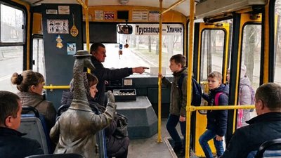 На Львівщині маршрутки не хочуть перевозити дітей