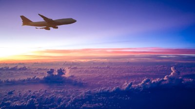 Стало відомо, коли почне літати український лоукостер