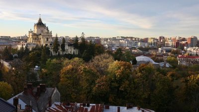 Садовий поклав око на землю у центрі Львова