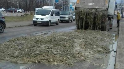Як у Львові відходи змінили курсування трамваїв (ФОТО)