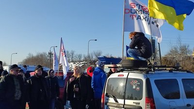 У Львові таксисти хочуть підняття проїзду на 30% (ФОТО)