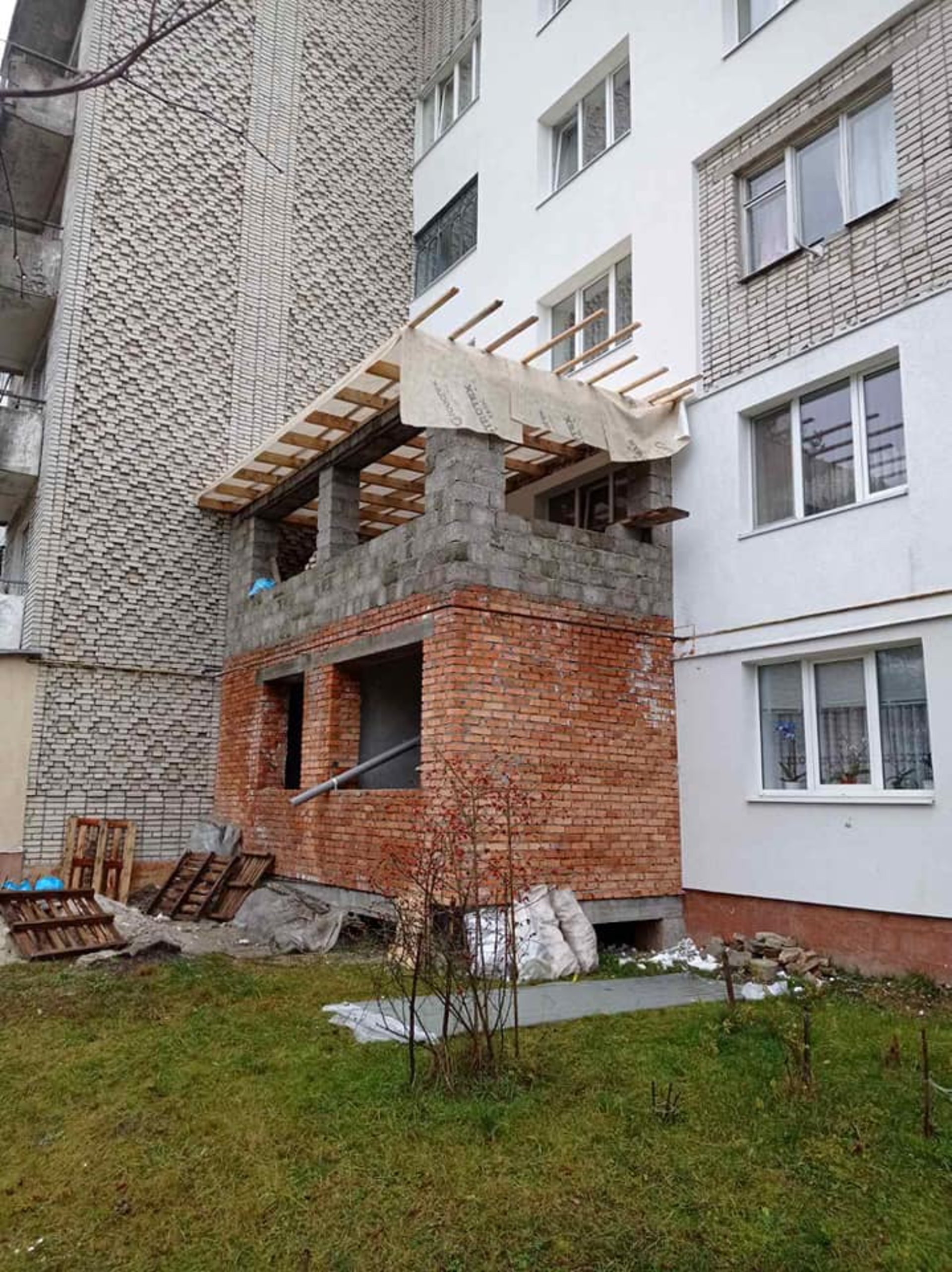 Велике будівництво у Новояворівську, фото Бачинський Назік