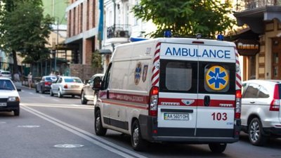 На Львівщині стріляли по автомобілі швидкої допомоги