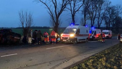 На Львівщині сталась жахлива аварія, водій загинув (ФОТО)