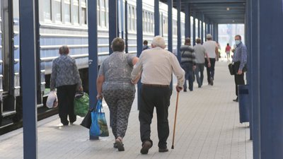 У Львові приміський вокзал повертається до життя (ФОТОРЕПОРТАЖ)
