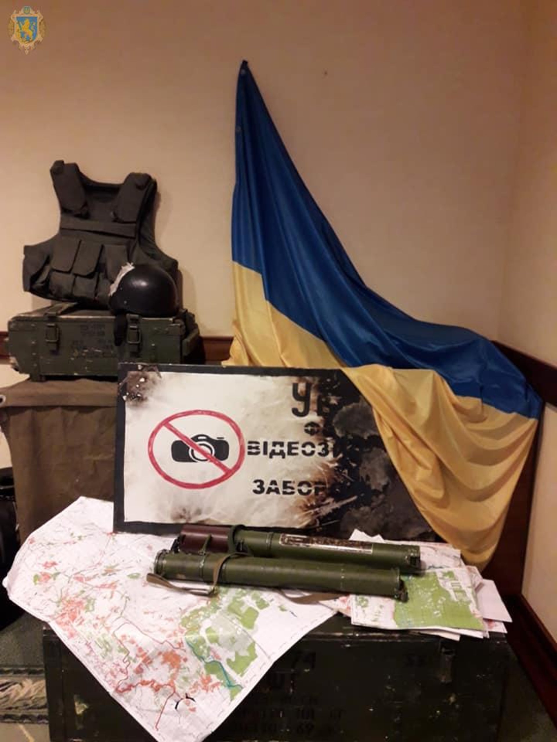 У Варшаві презентували виставку про АТО. Фото: прес-служба ЛОДА.