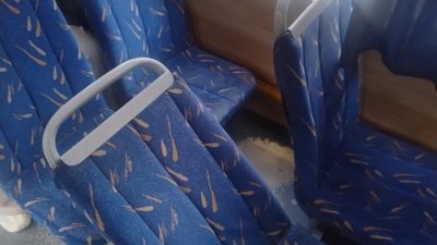 У Львові курсує маршрутка із поламаними кріслами