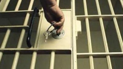 Суд Львова взяв під варту водія, який збив велосипедиста і завіз його в гімназію помирати