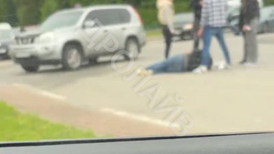 На Львівщині автомобіль збив скутериста