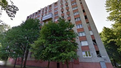 У Львові під час пожежі в гуртожитку евакуювали більше сотні людей та вивели сім собак