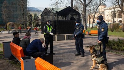 Де в Україні заборонено бути без маски та як за це штрафуватимуть