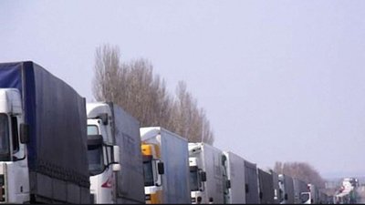 На Львівщині далекобійник помер на третю добу очікування у черзі