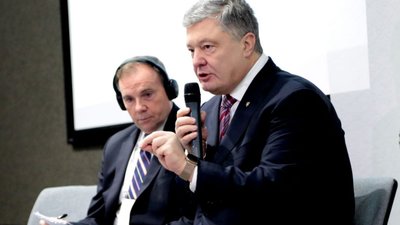 Курс України на членство в НАТО закріплений у Конституції і підтримується більшістю українців, - Порошенко