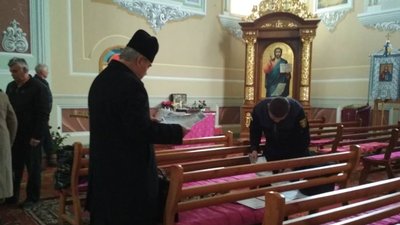 Пожежники перед Великоднем виявили тисячі порушень у церквах Львівщини