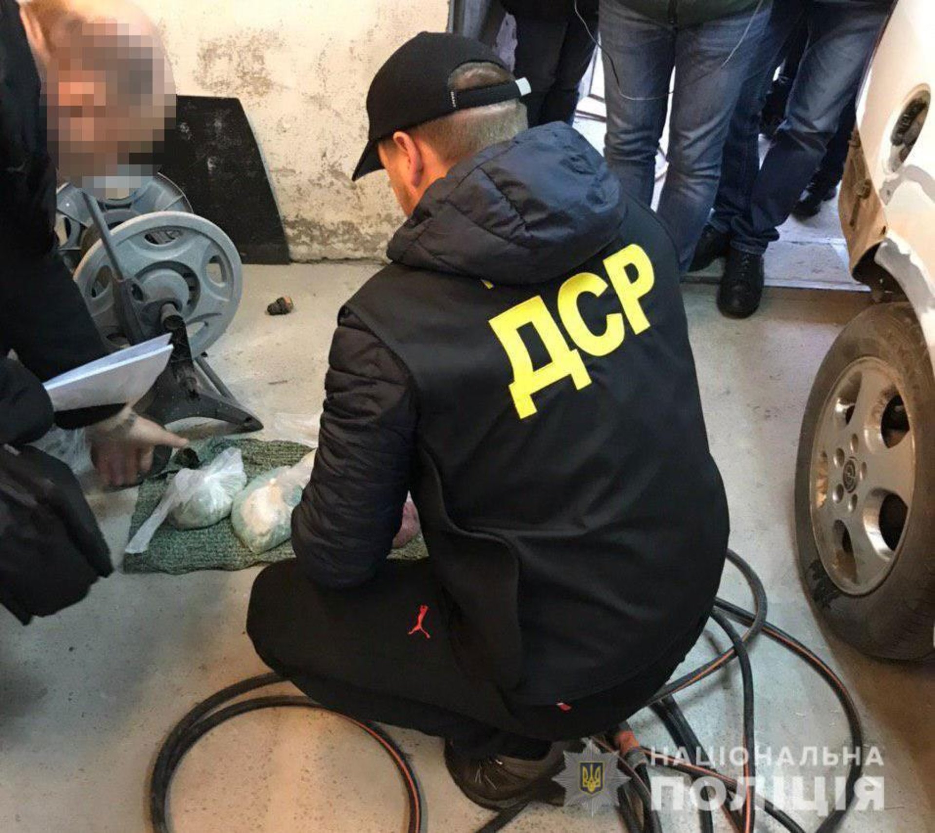 На Львівщині депутат ОТГ організував масштабний наркобізнес. Фото ГУ НП у Львівській області