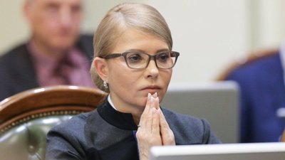 Тимошенко у важкому стані, її підключили до ШВЛ