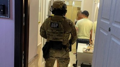 За перетин лінії зіткнення на Запоріжжі "заробляли" хабарів на 2 млн щодня