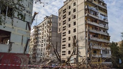 Літаки випустили по Запоріжжю 12 ракет, є загиблі (ФОТО)