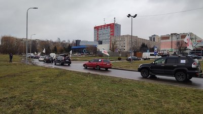 У Львові підприємці влаштували автопробіг (ФОТО, ВІДЕО)