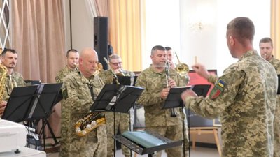 На Львівщині на благодійному аукціоні зібрали понад три мільйони гривень
