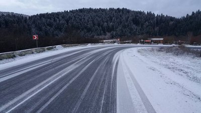 На Львівщині проїзд на дорогах державного значення забезпечено -  Укравтодор