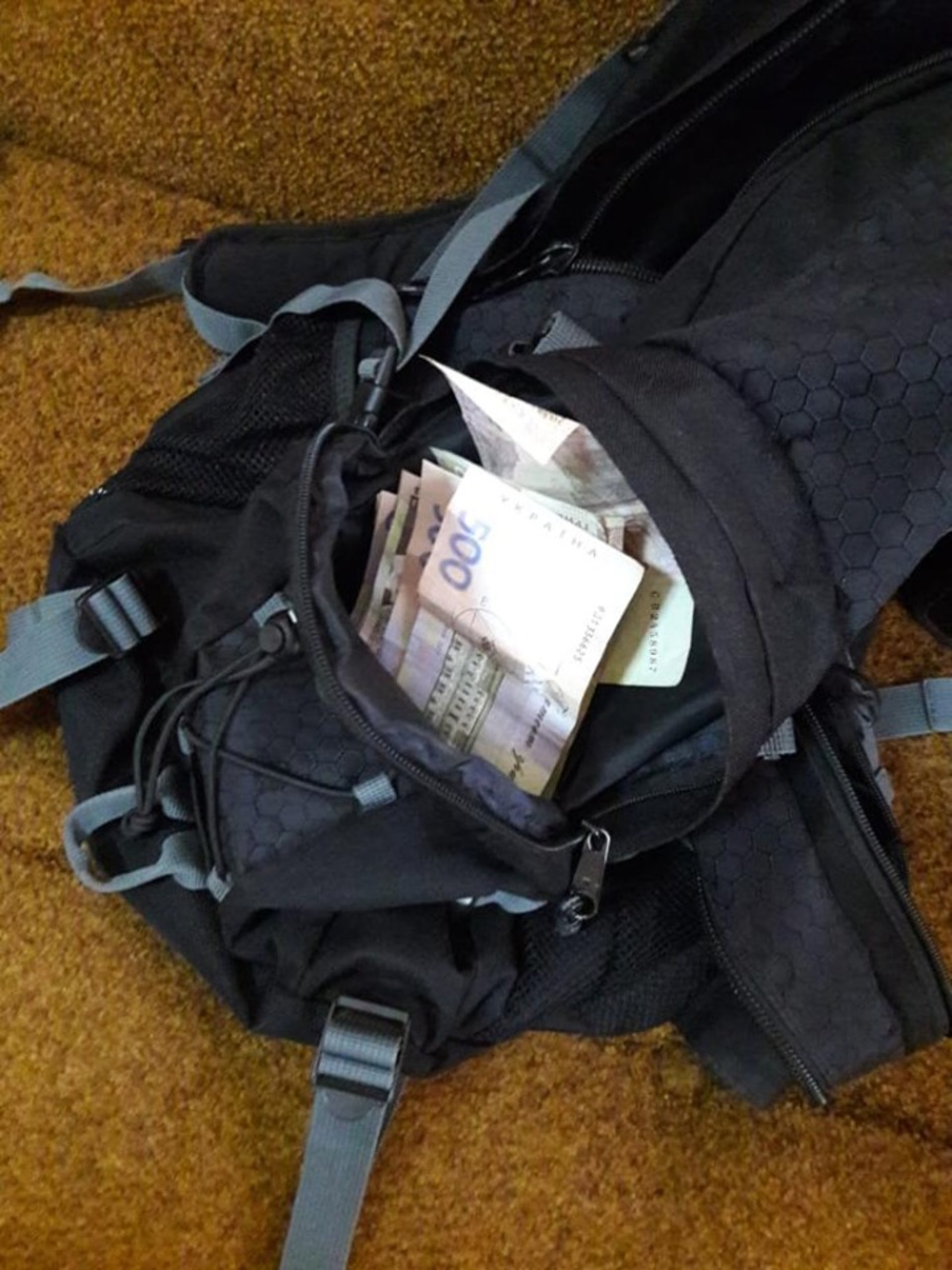 Високопосадовці Укртрансбезпеки Львівщини організували корупційну схему. Фото СБУ Львівщини