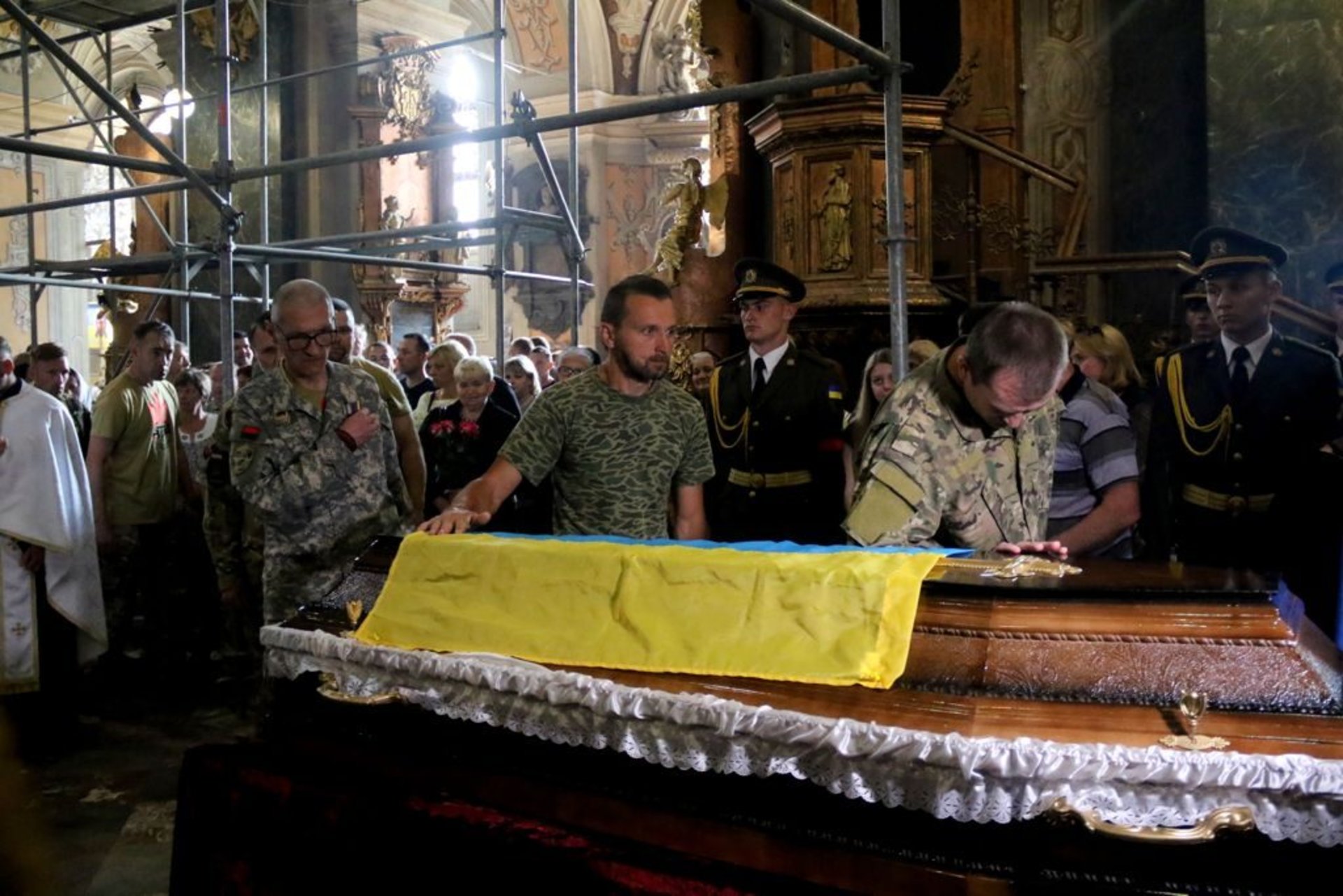Гарнізонний храм Петра та Павла, похорон Героя Юрія Довганика