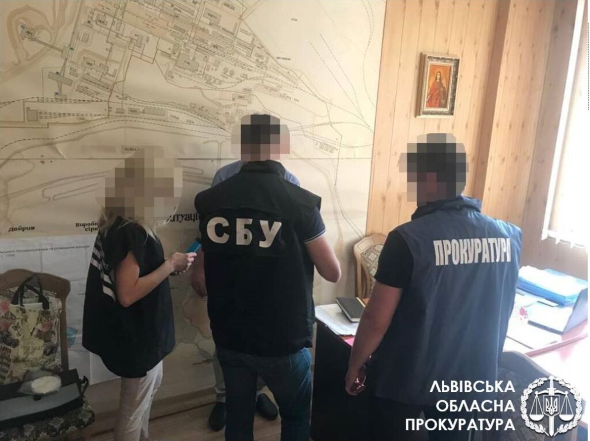 На Львівщині директора державного підприємства викрили на хабарі