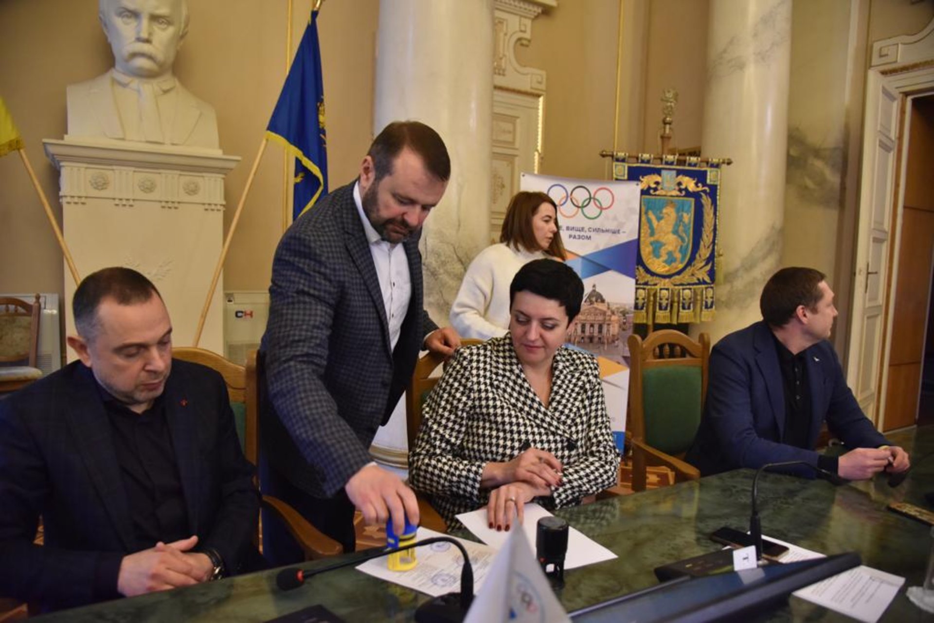 На Львівщині започаткували співпрацю між військовими, спортсменами та владою для реабілітації українських воїнів