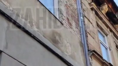 У Львові обвалився фасад будинку
