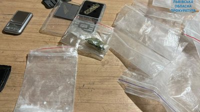 У Львові злочинна група займалась збутом кокаїну (ФОТО)