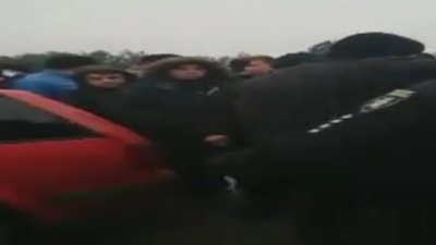 Біля кордону з Польщею затримали протестувальника-«бляхаря», який збирав гроші за пропуск авто (ВІДЕО)