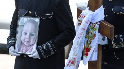 В Одесі попрощалися із 3-місячною Кірою, її мамою та бабусею (ФОТО, ВІДЕО)