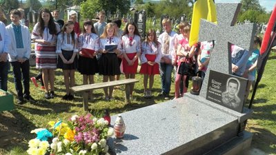Зеленський посмертно присвоїв звання Героя України бійцю 24-ї окремої механізованої бригади Сергію Білоусу