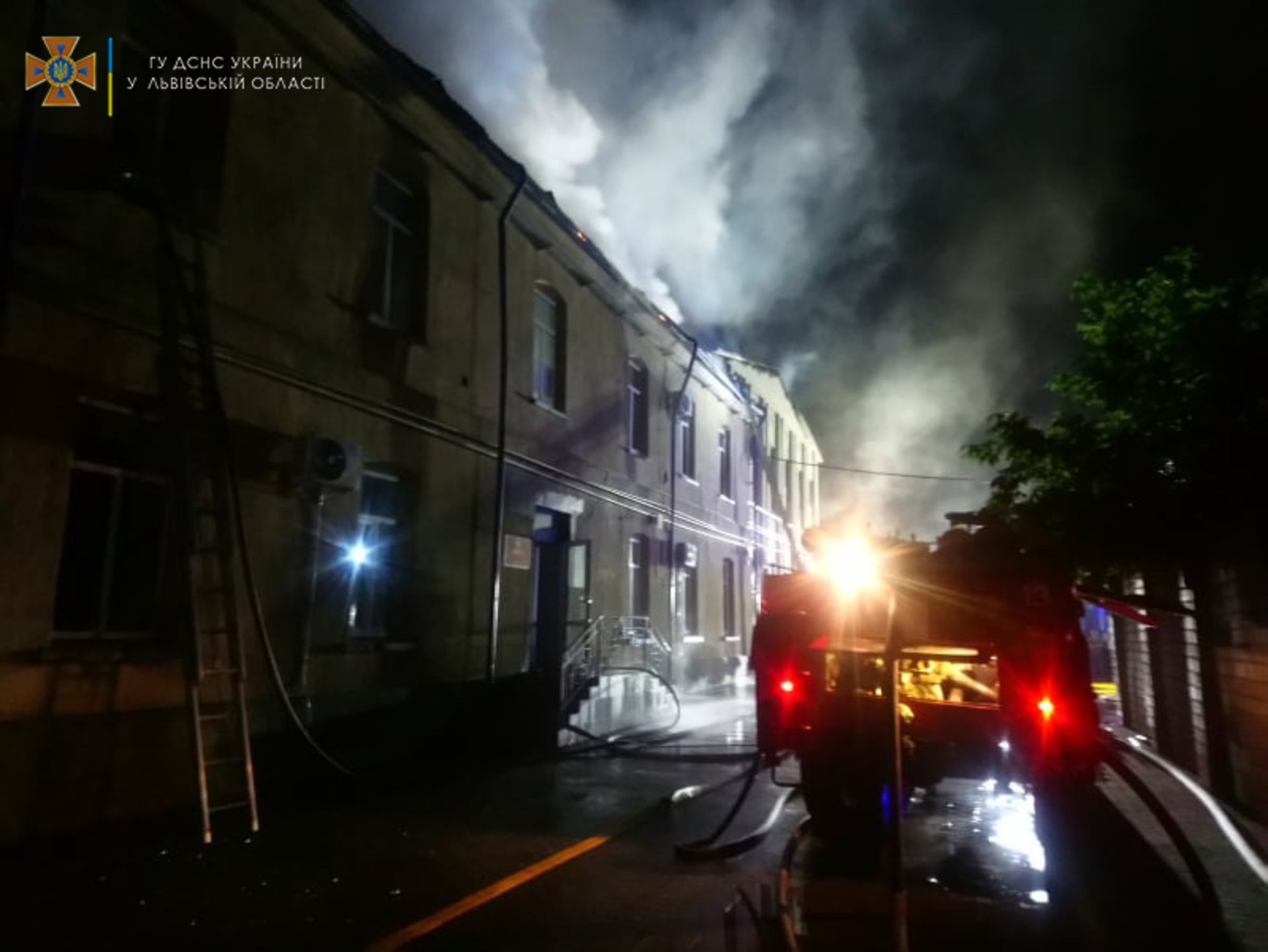 У Золочеві горіло виробництво