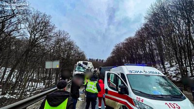 Скільки ДТП сталося на Львівщині у перший понеділок березня