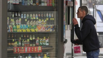 У Львові таки демонтують "алкогольні" МАФи