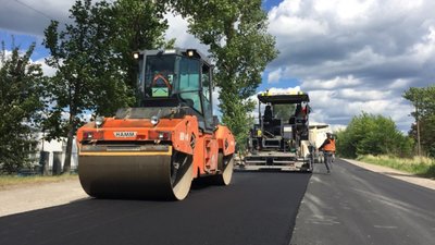На Яворівщині ремонтують ділянку дороги Шкло - Новояворівськ