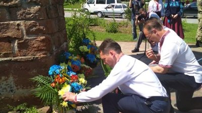 Делегація з Львівщини взяла участь у параді Героїв у Чорткові