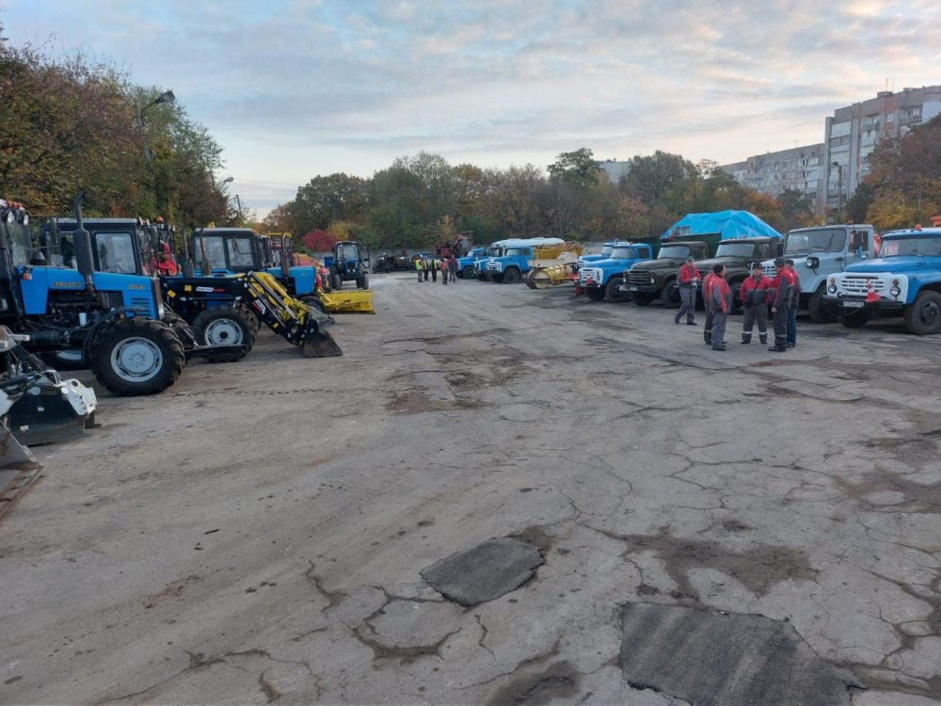 У Львові до прибирання міста взимку залучатимуть 139 одиниць комунальної техніки
