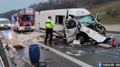 Смертельна ДТП у Словаччині: мікроавтобус з України влетів у автоцистерну (ФОТО)