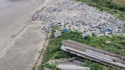На Львівщині знищили зупинку (ФОТО)