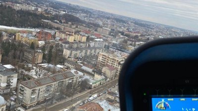 Гелікоптер доставив до Львова підлітка з важкою травмою живота
