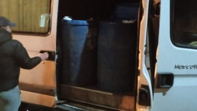 На Львівщині у автомобілі перевозили 1400 літрів спирту