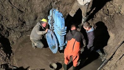 У Львові надзвичайна ситуація з водою, Садового нема