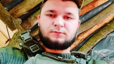 У Надвірній вбили 25-річного воїна АТО Василя Попадича